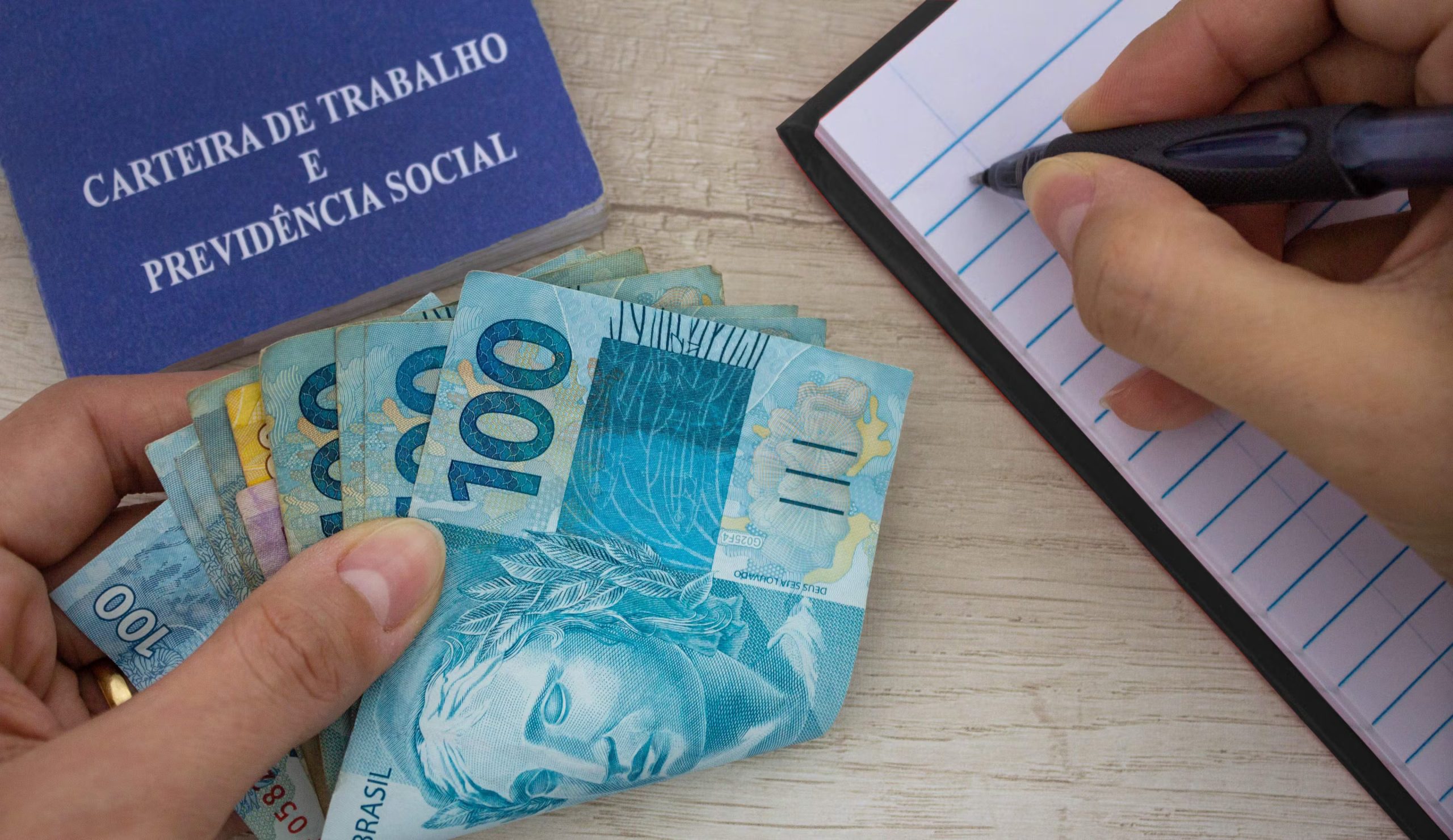 Guia Completo: Passo a Passo para Contratar o Novo Empréstimo Consignado para CLT